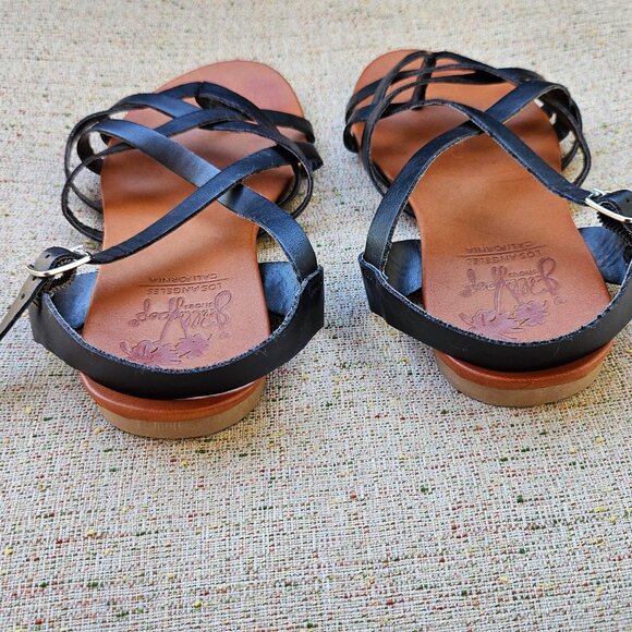 Jellypop Women Serayah Flat Sandal Faux Leather Black Sandals Size 6 - Picture 5 of 10